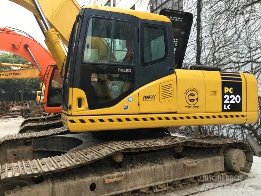 Komatsu PC 220-7 履带挖掘机
