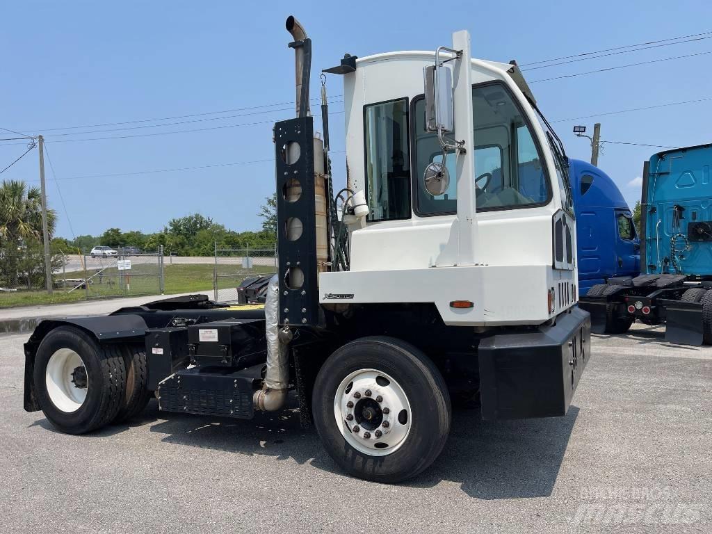 Autocar ACTT 42 码头牵引车
