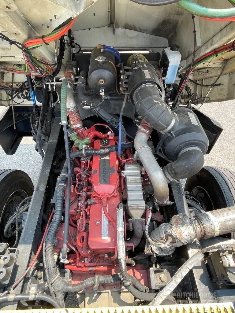 Autocar ACTT 42 码头牵引车
