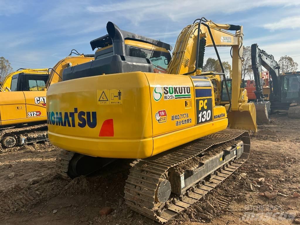 Komatsu PC 130 中型挖掘机
