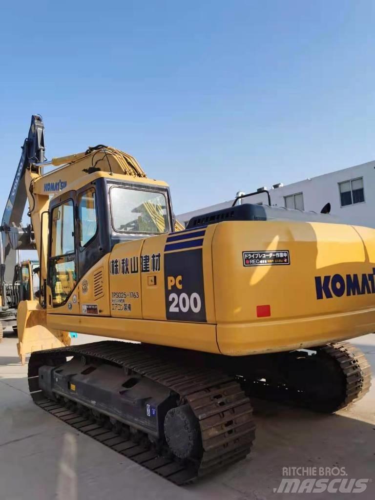 Komatsu PC 200-7 履带挖掘机