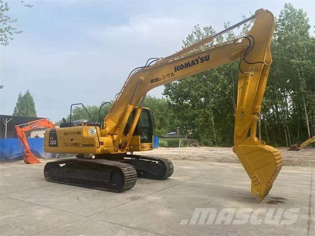 Komatsu PC 220-8 履带挖掘机