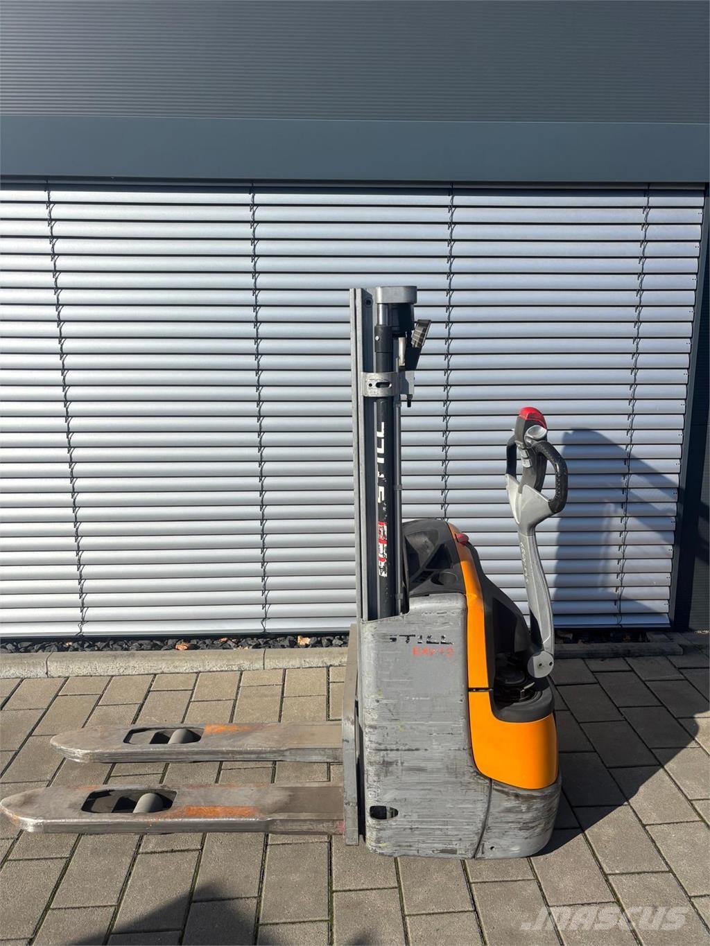 Still EXV12 行走式堆垛机