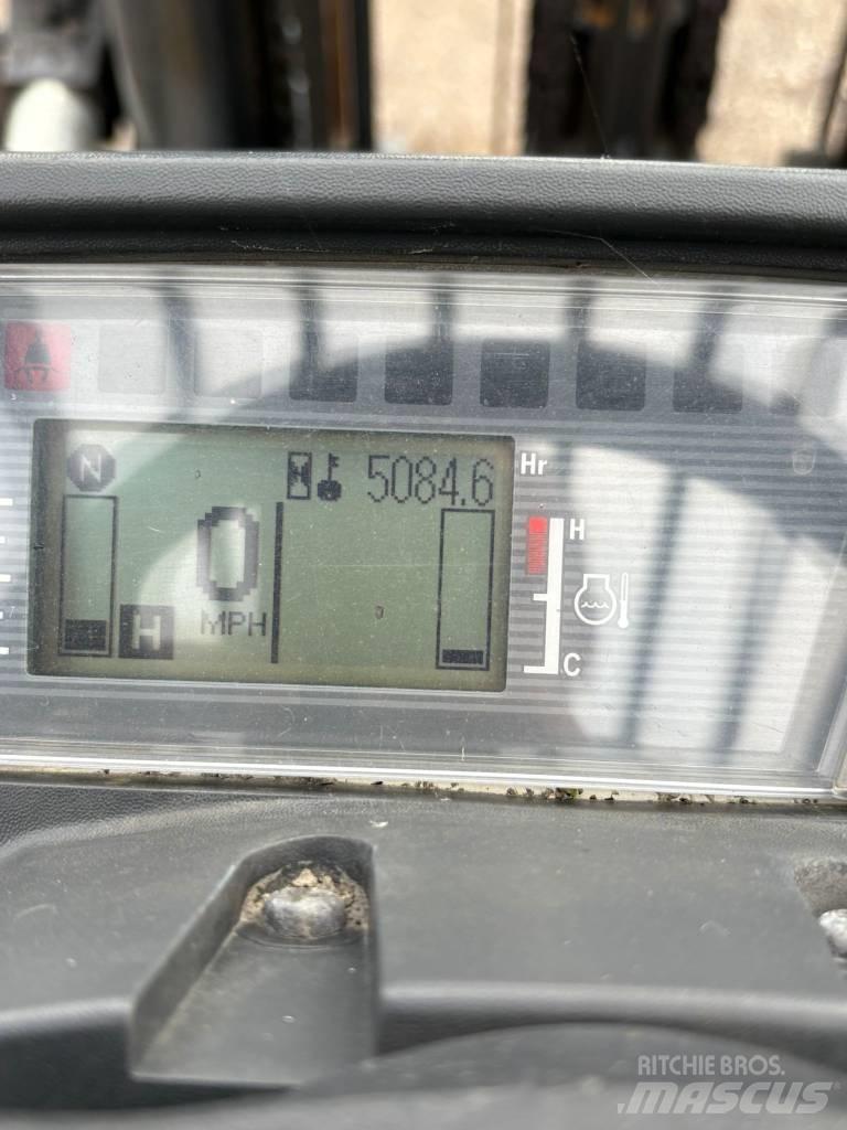 CAT DP40NT 柴油叉车