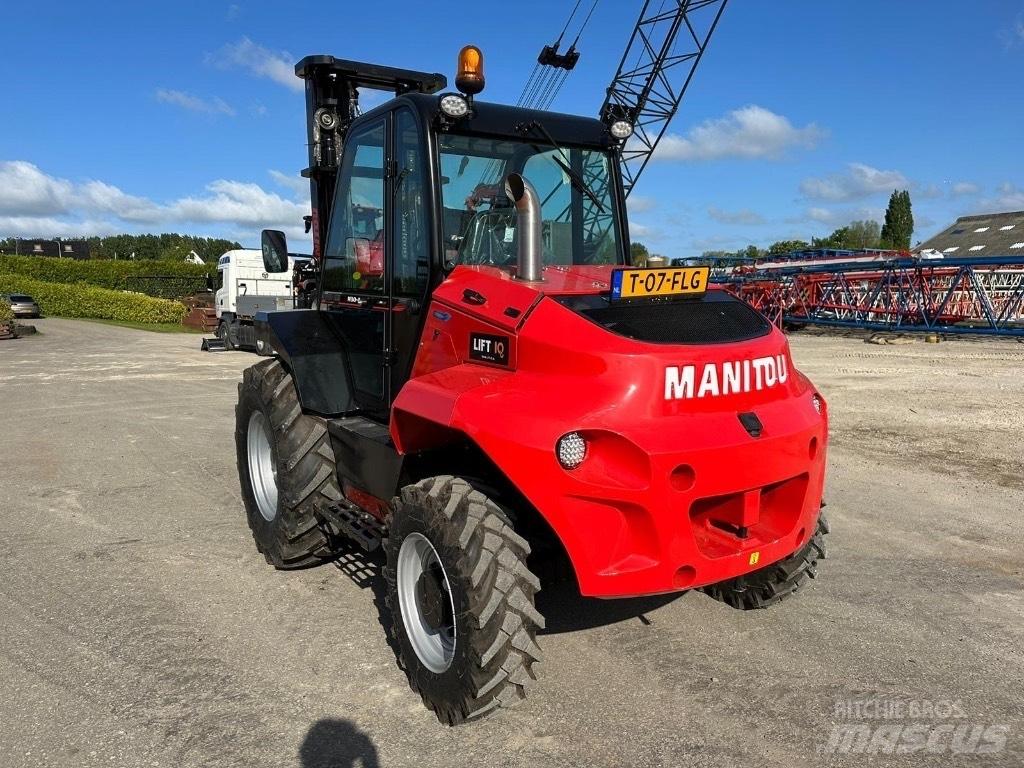 Manitou M 30.4 越野叉车|叉装车