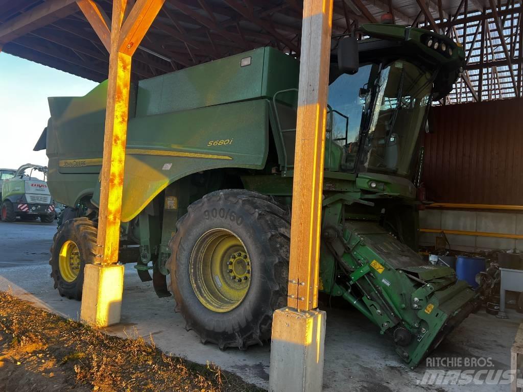 John Deere S 680 i 联合收割机