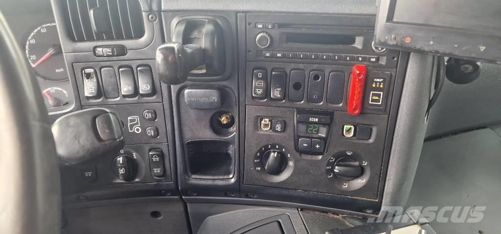 Scania P360 垃圾车