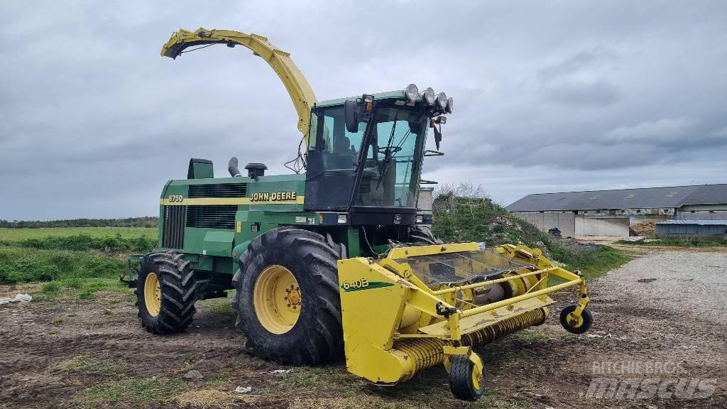 John Deere 6750 青饲料收获机