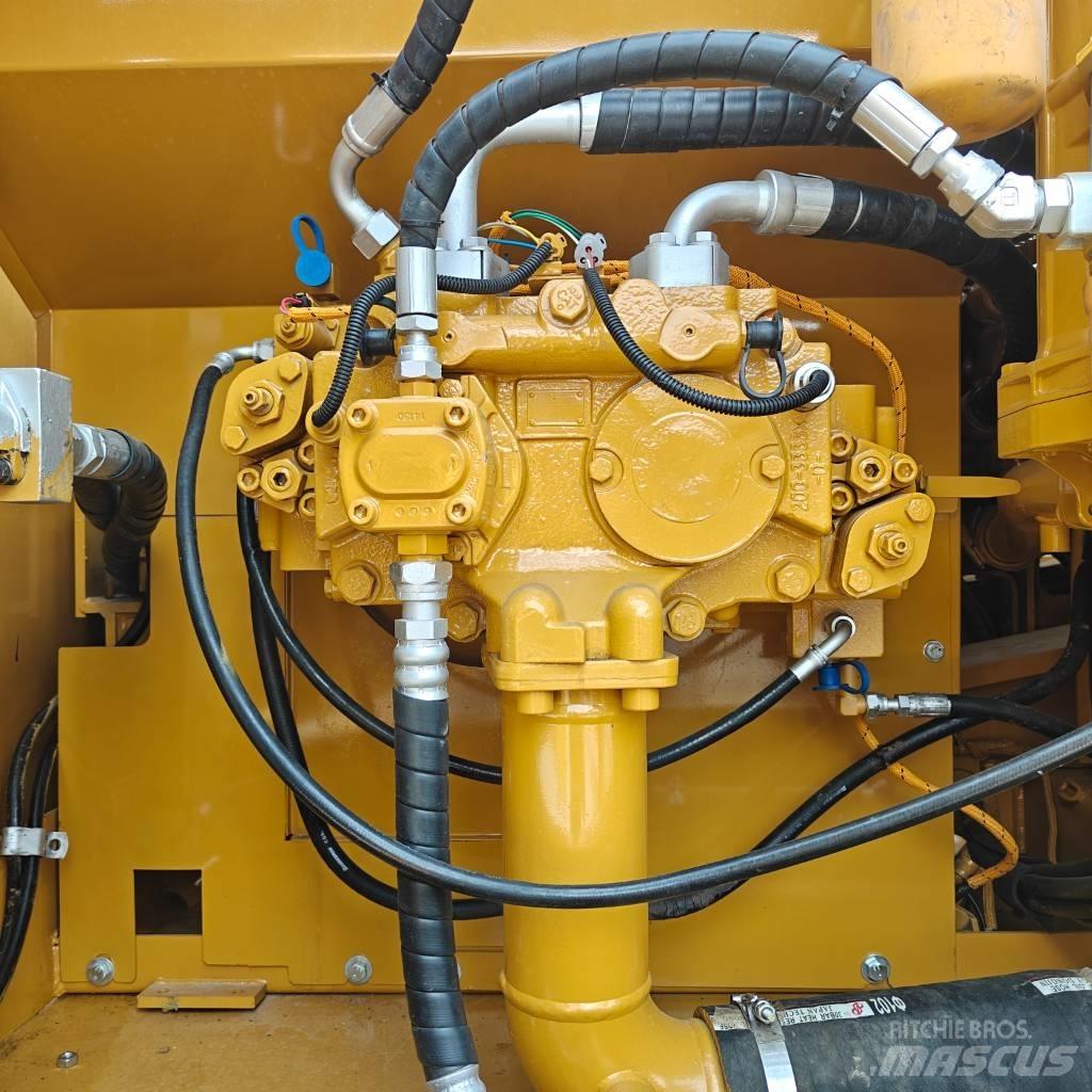 CAT 325 D L 履带挖掘机