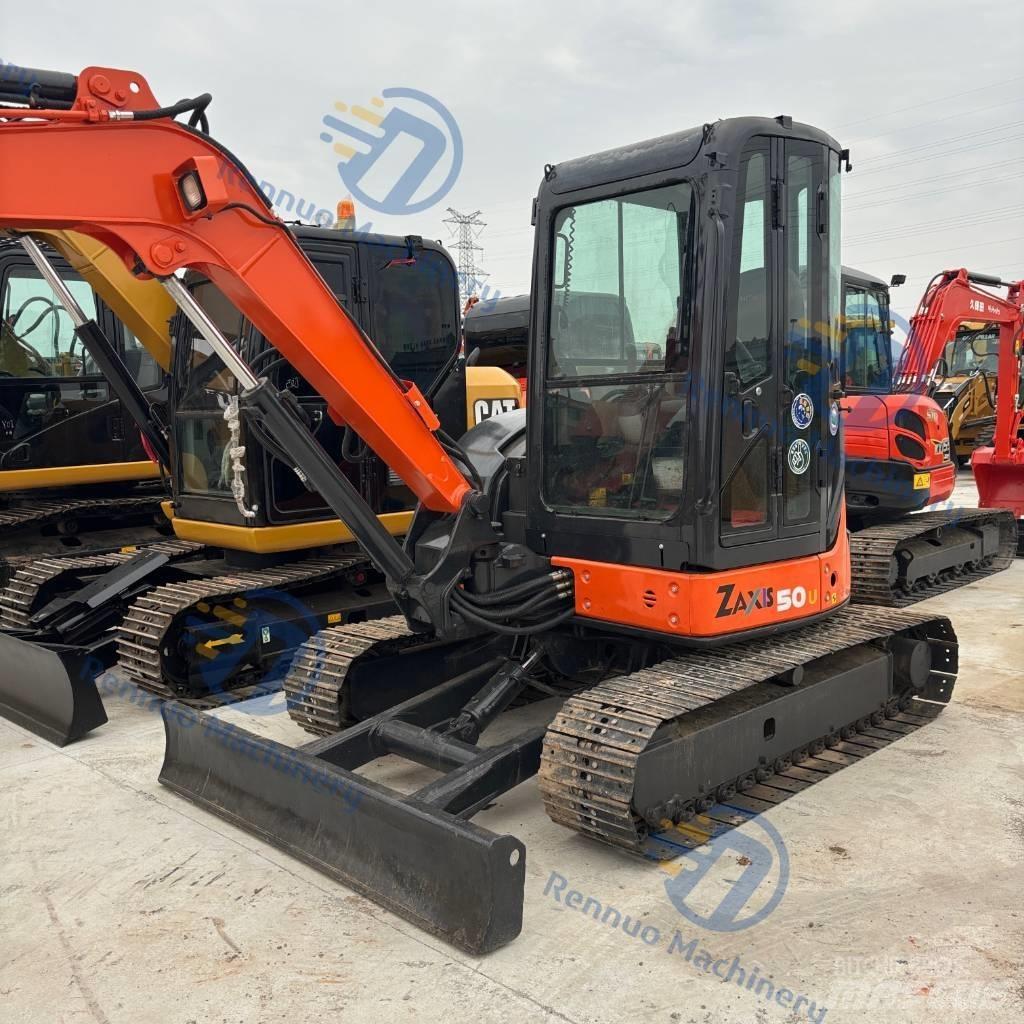 Hitachi ZX 50 小型挖掘机