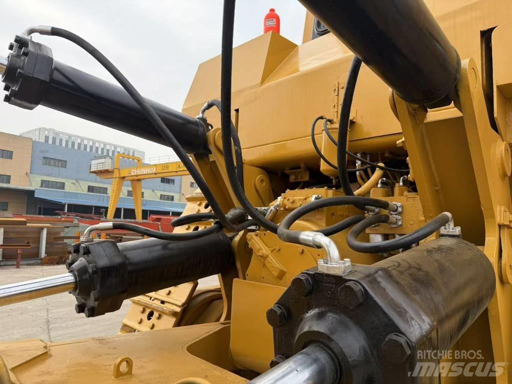 CAT D 10 R 履带式推土机