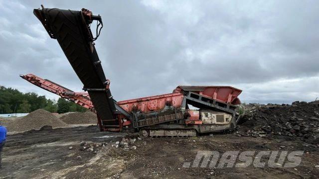 Sandvik QE 341 移动式筛分机
