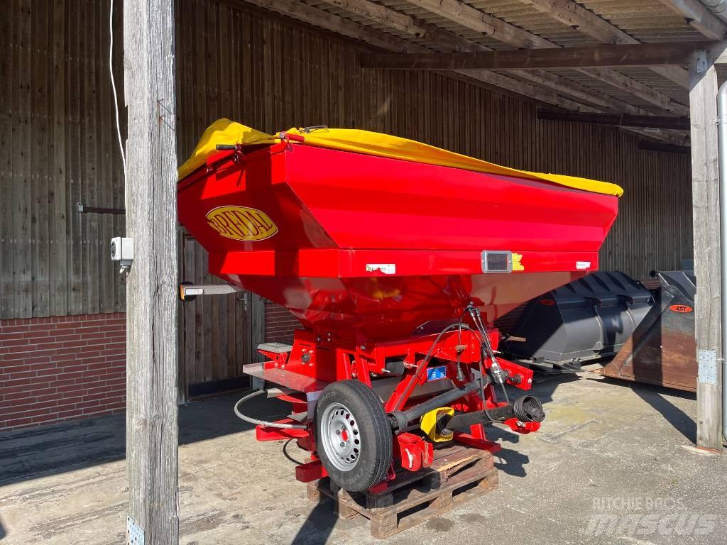 Bredal F2 3200 撒肥机