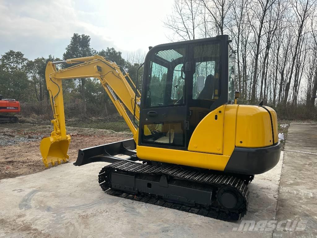 Komatsu PC56-7 履带挖掘机