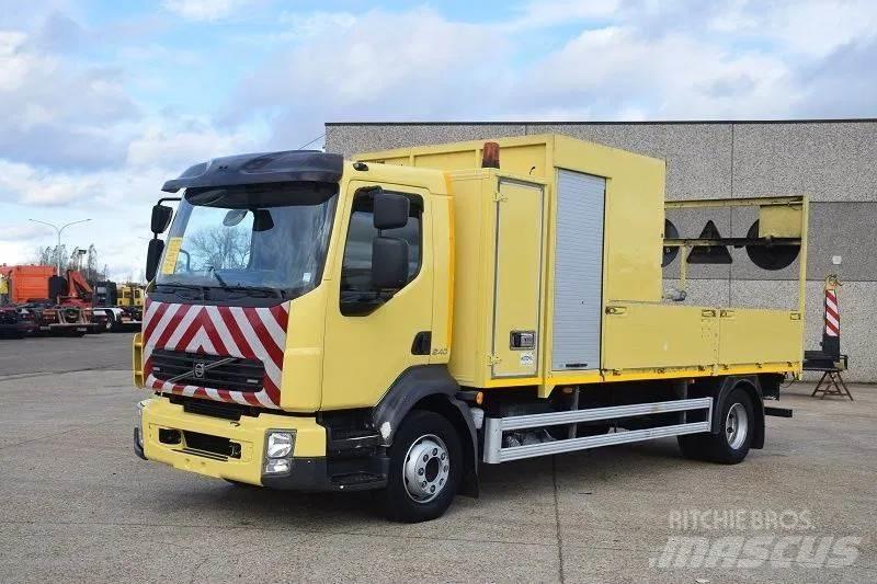 Volvo FL 250 平板栏板货车