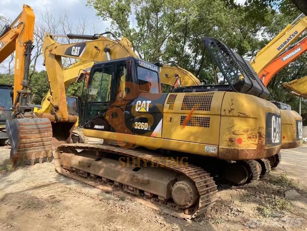 CAT 326 D2 履带挖掘机