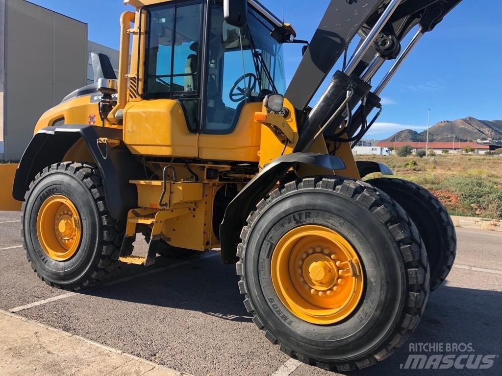 Volvo L90H 轮式装载机