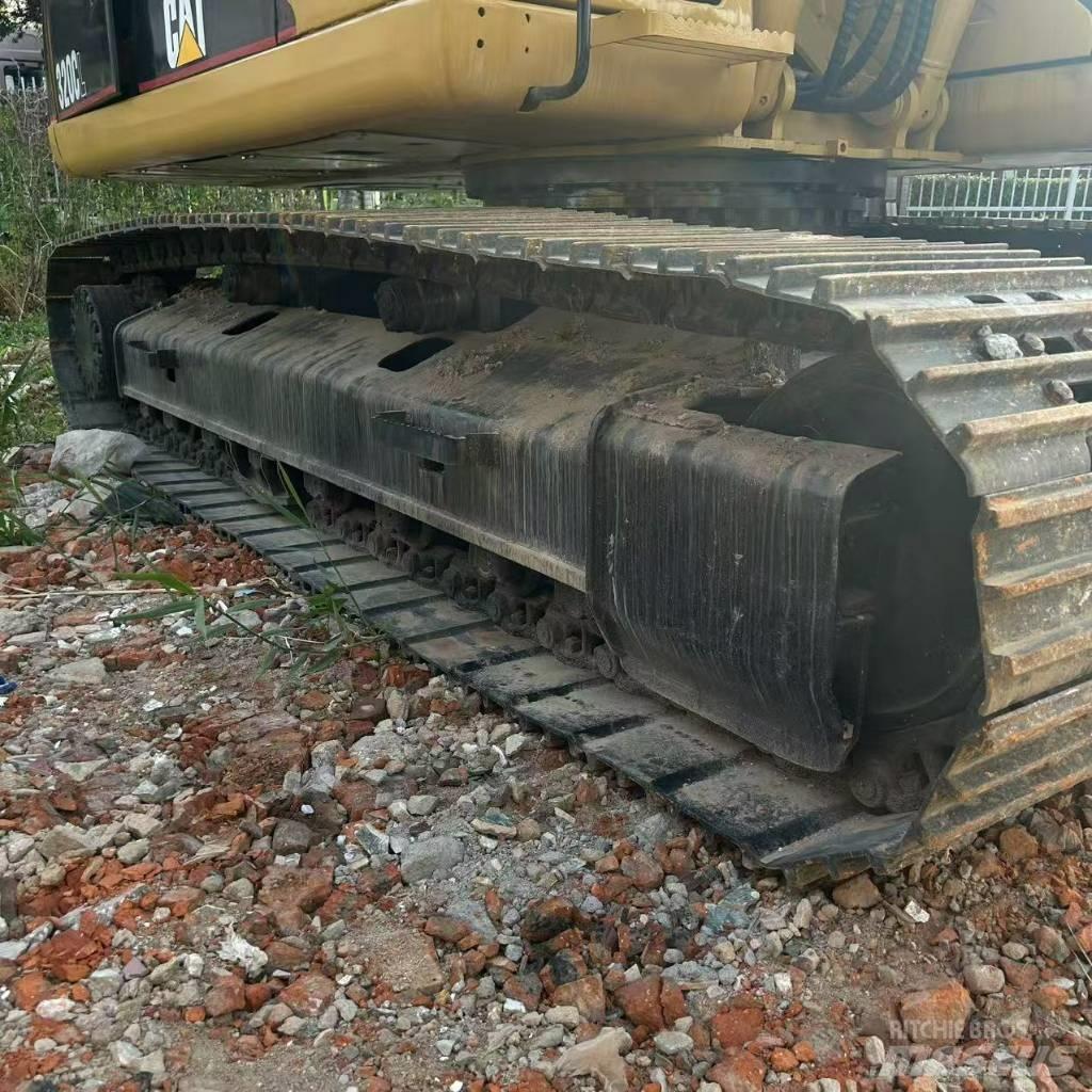 CAT 320 C 履带挖掘机