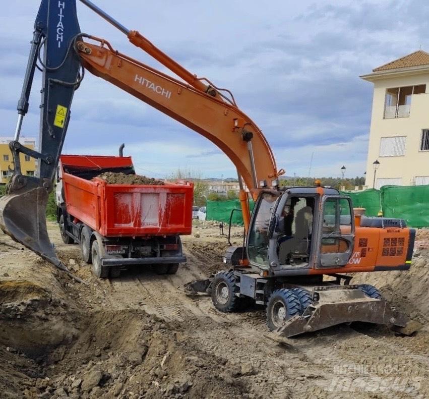 Hitachi ZX 210 W 轮式挖掘机