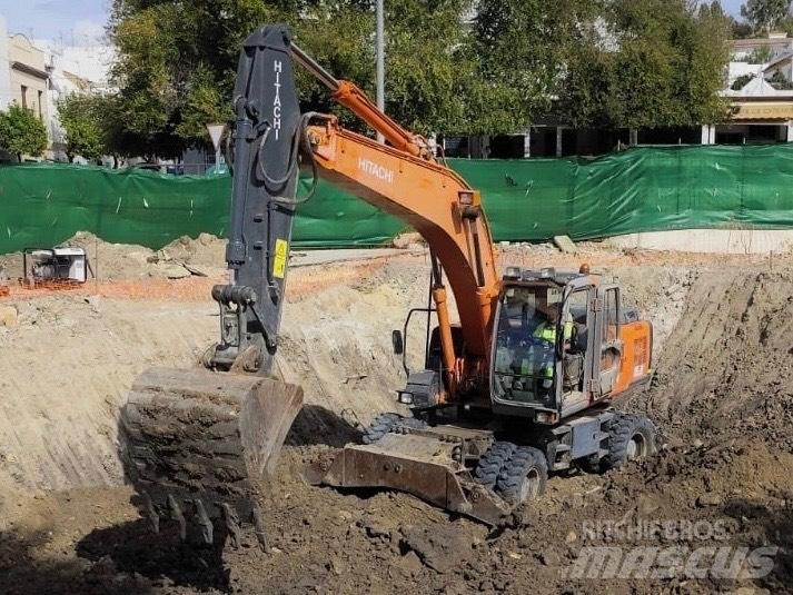 Hitachi ZX 210 W 轮式挖掘机