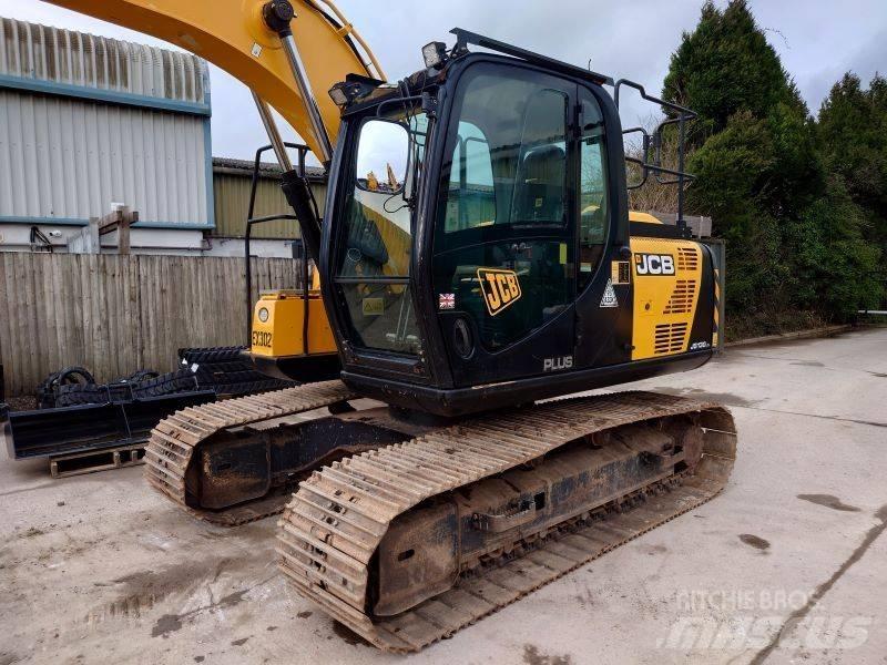 JCB JS 130 LC 履带挖掘机