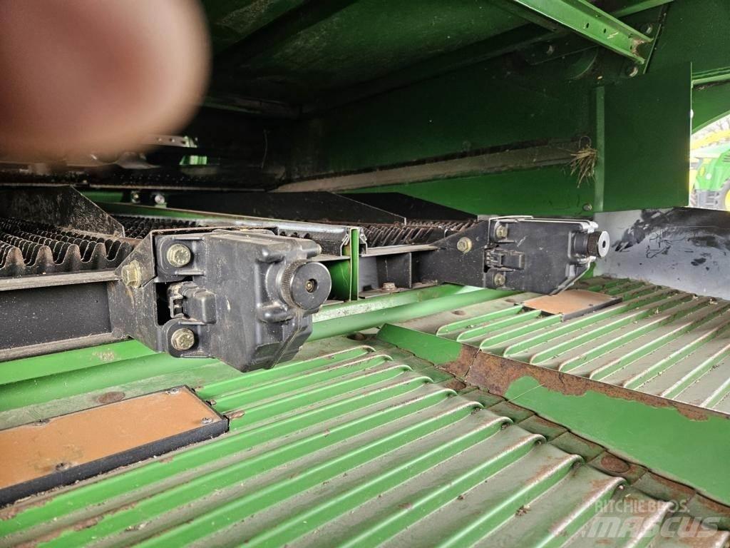 John Deere T560I 联合收割机