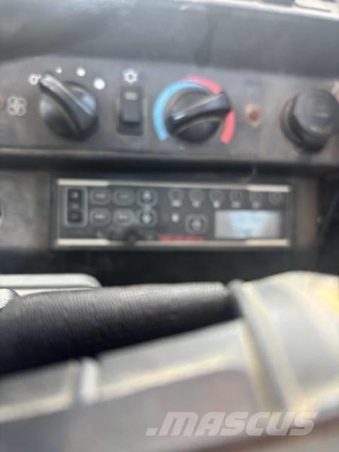 Takeuchi TB 257 FR 小型挖掘机