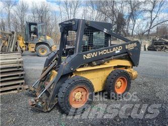 New Holland LX 885 滑移装载机