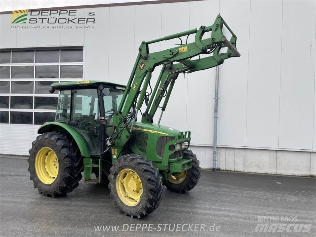 John Deere 5720 拖拉机/农用车