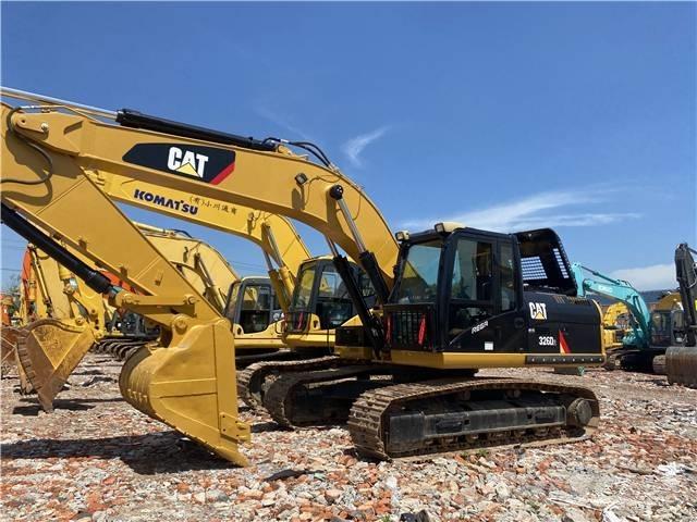 CAT 326D2 履带挖掘机