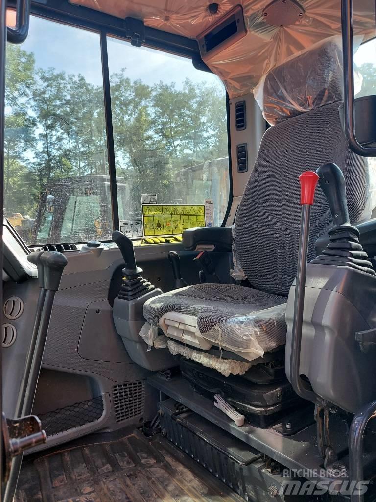 Doosan DX 85 R-3 中型挖掘机