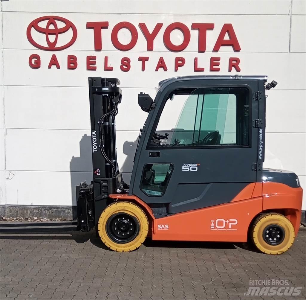 Toyota 8FBMT50 电动叉车