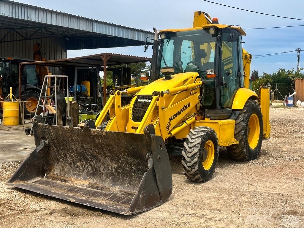 Komatsu WB 97 R-5 反铲装载机