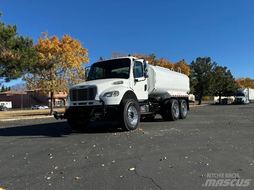 Freightliner M2 水罐车