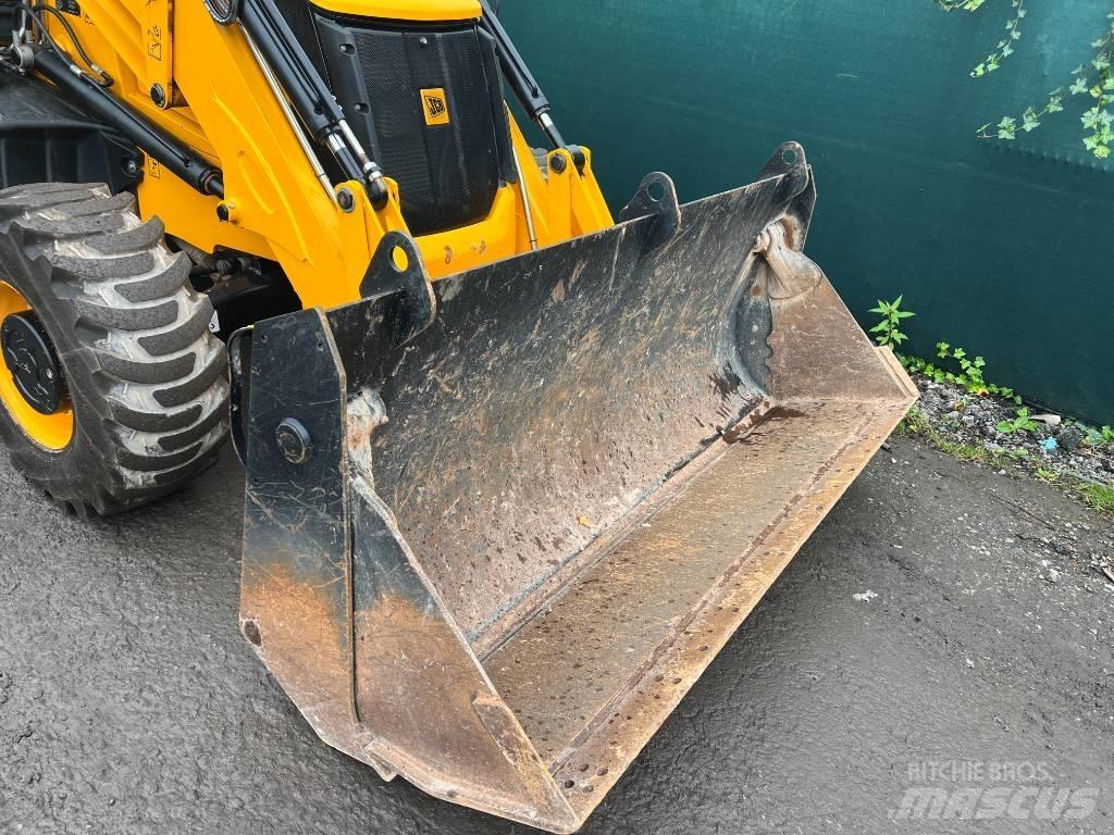 JCB 3 CX 反铲装载机