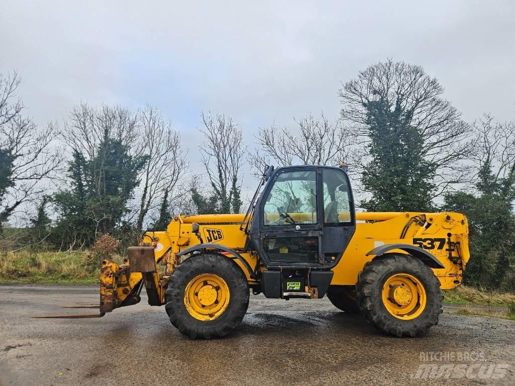 JCB 537-135 伸缩臂叉装车|叉装车
