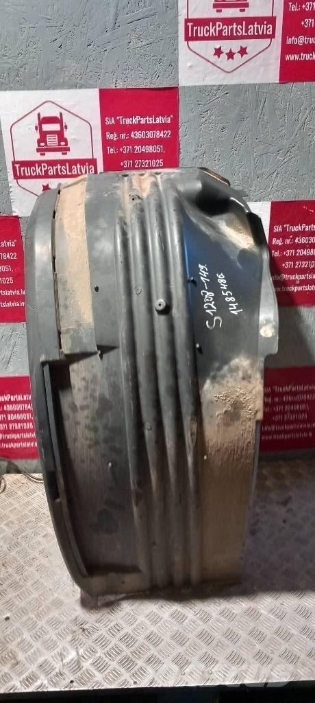 Scania 94 D.  1485486 驾驶室与内部