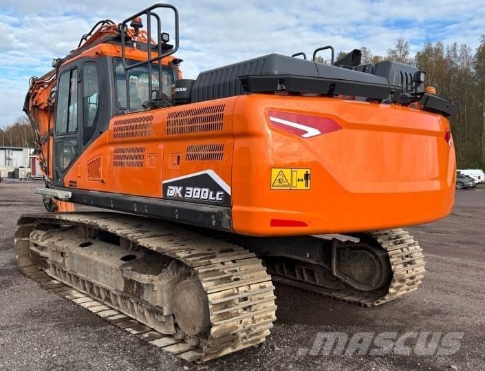 Doosan DX300LC-7 履带挖掘机