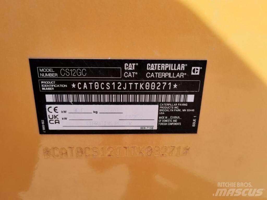 CAT CS 12 GC 单轮压路机