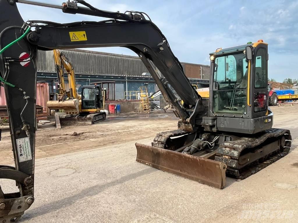 Volvo ECR 88 D 中型挖掘机