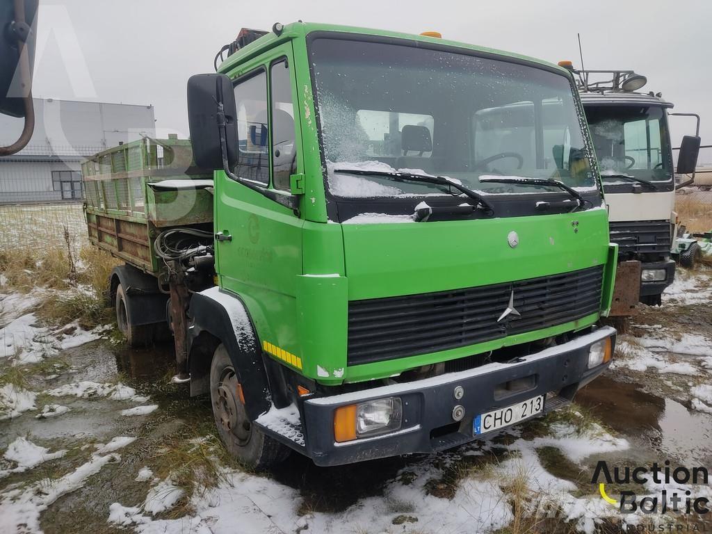 Mercedes-Benz 814 自卸式货车