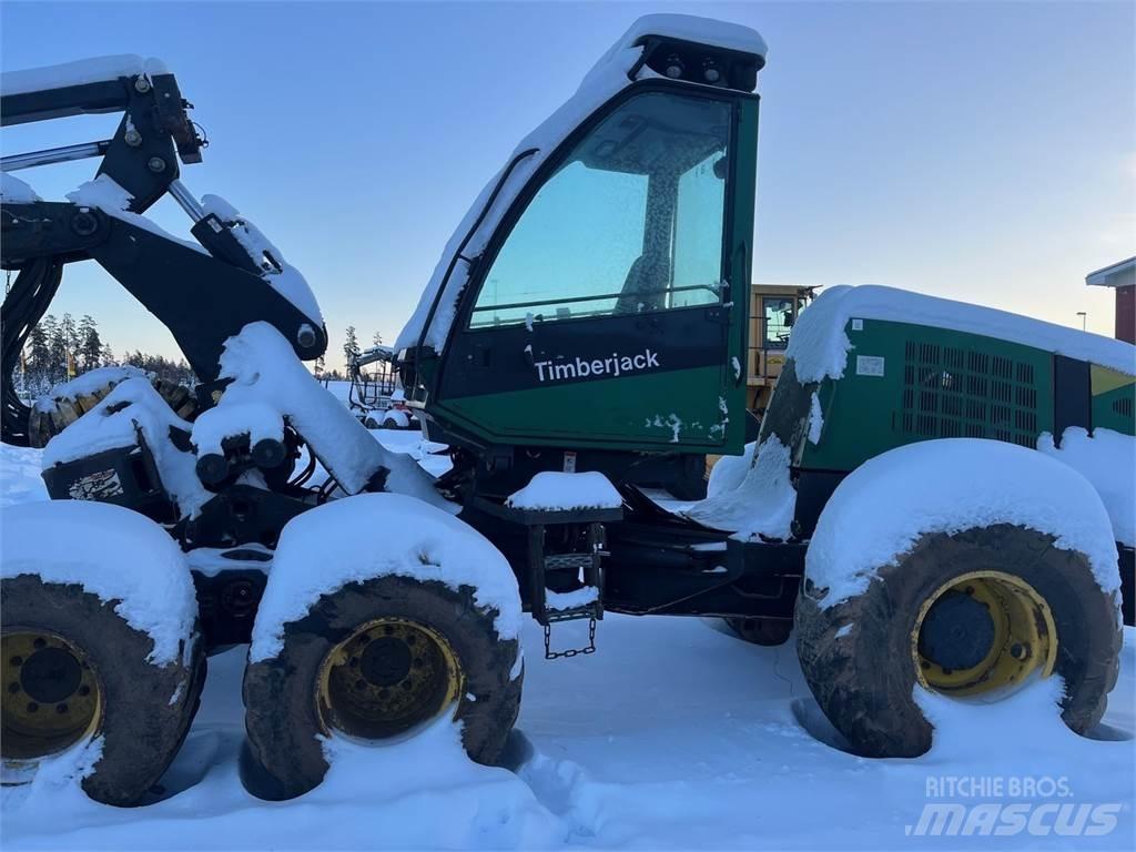Timberjack 1070 收割机