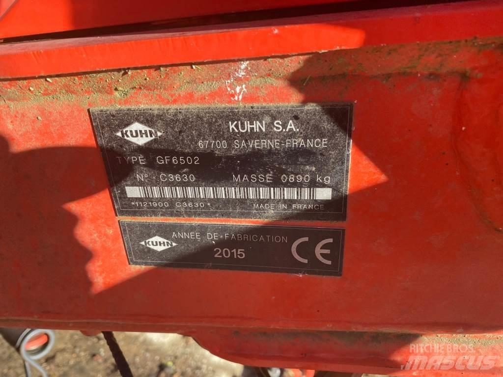 Kuhn GF 6502 犁耙和摊草机