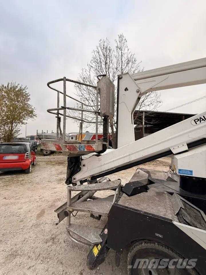 Palfinger P 240 A 车载式高空作业车