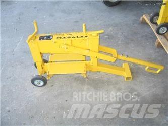 Atlas KOFTHS 轮胎、车轮和轮圈