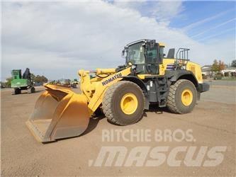 Komatsu WA475-10 轮式装载机