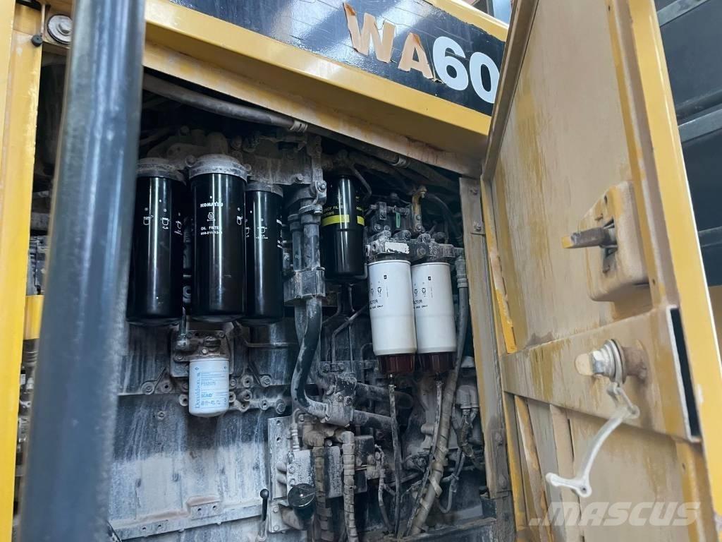 Komatsu WA 600-6 轮式装载机