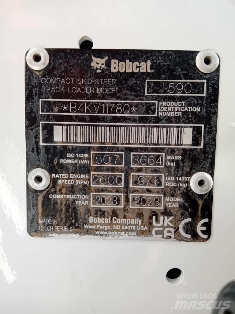 Bobcat T 590 滑移装载机