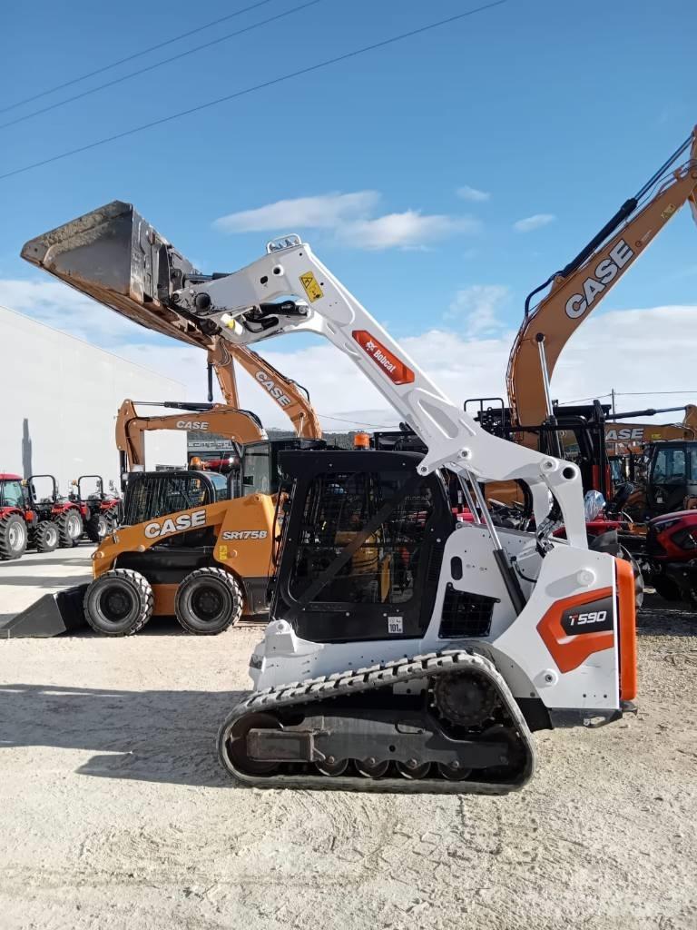 Bobcat T 590 滑移装载机