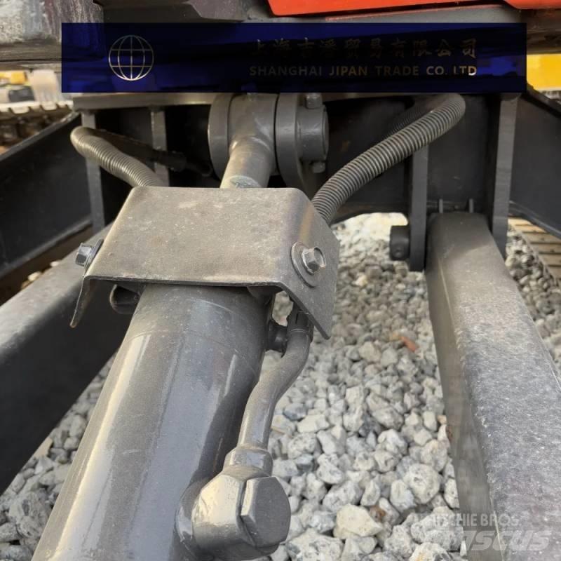 Kubota U 35 小型挖掘机